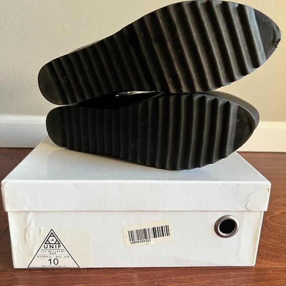 UNIF - Black Platform Shoes - size 10 - Picture 4 of 7